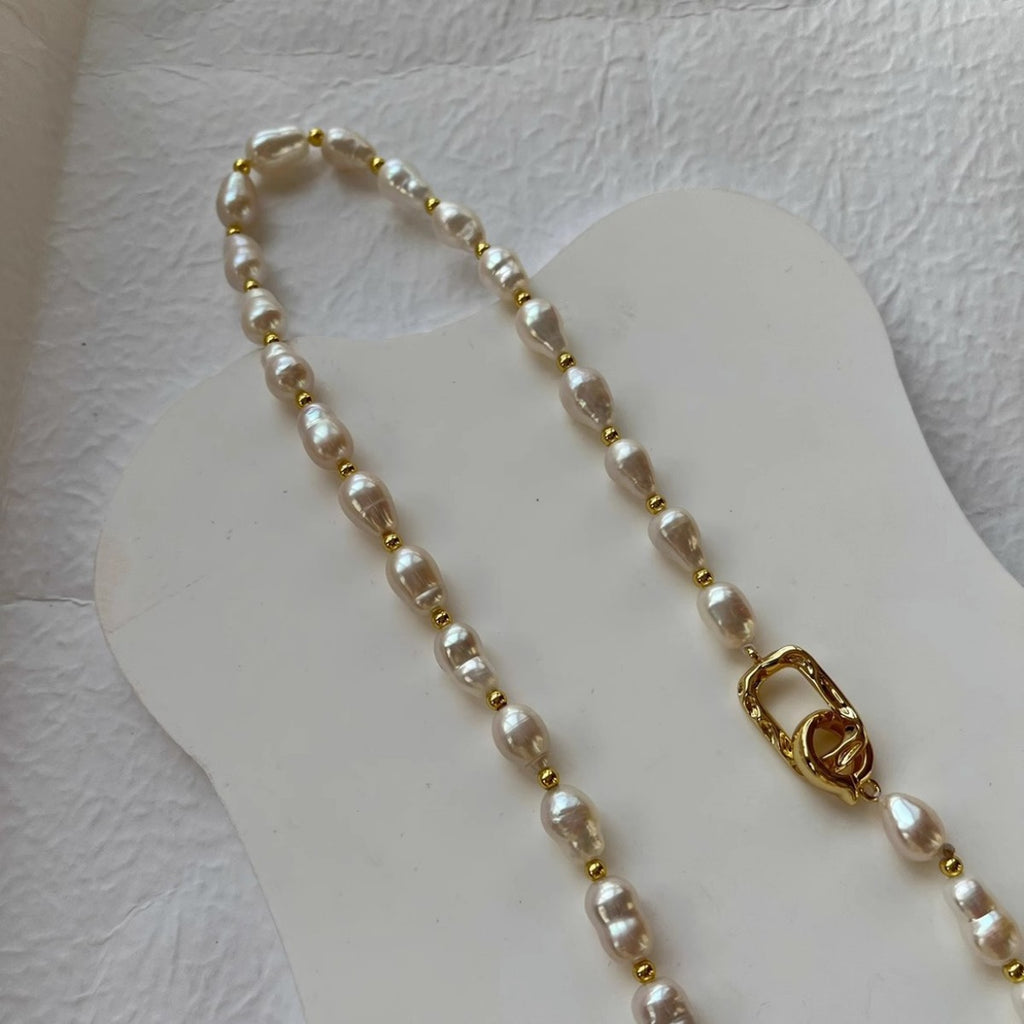 Baroque pearl necklace for women clavicle; Baroque pearl choker for women