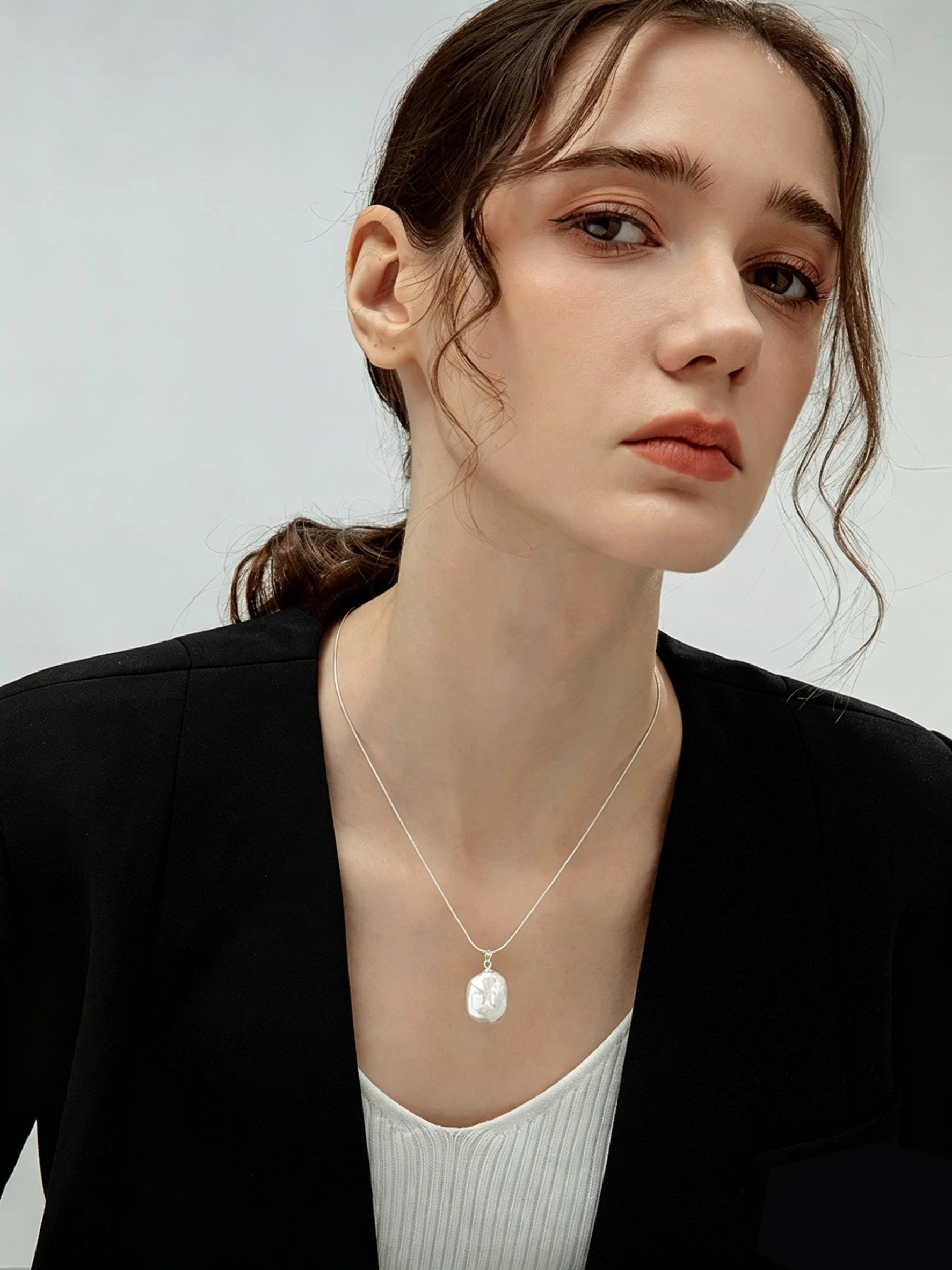 Natural baroque freshwater pearl necklace