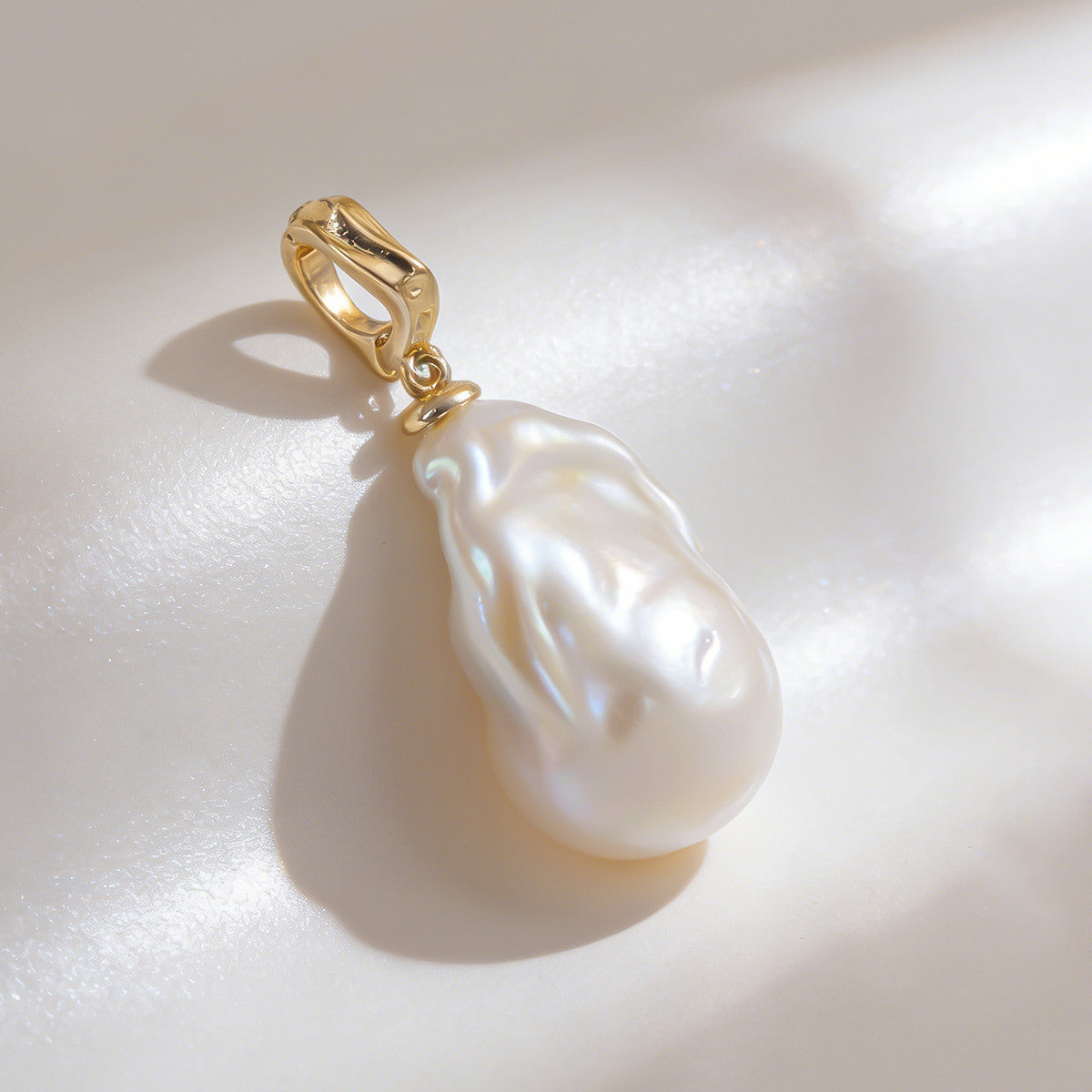 Freshwater pearl baroque pendant clasp pendant without necklace