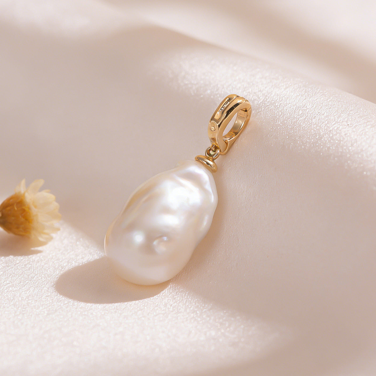 Freshwater pearl baroque pendant clasp pendant without necklace