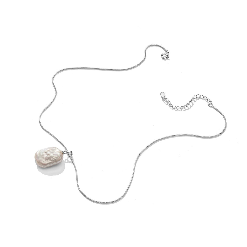 Natural baroque freshwater pearl necklace