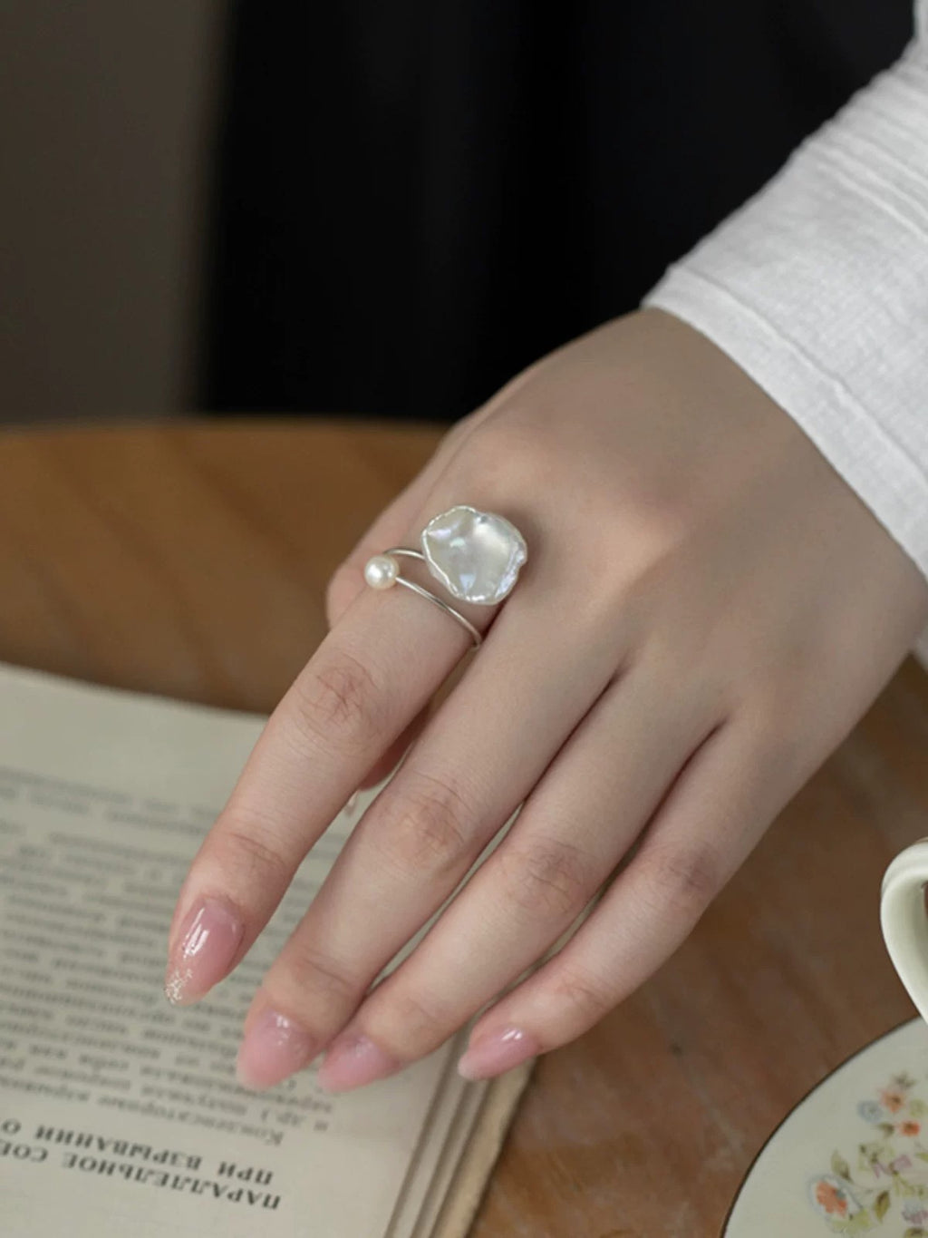 Freshwater baroque petal lotus leaf pearl ring