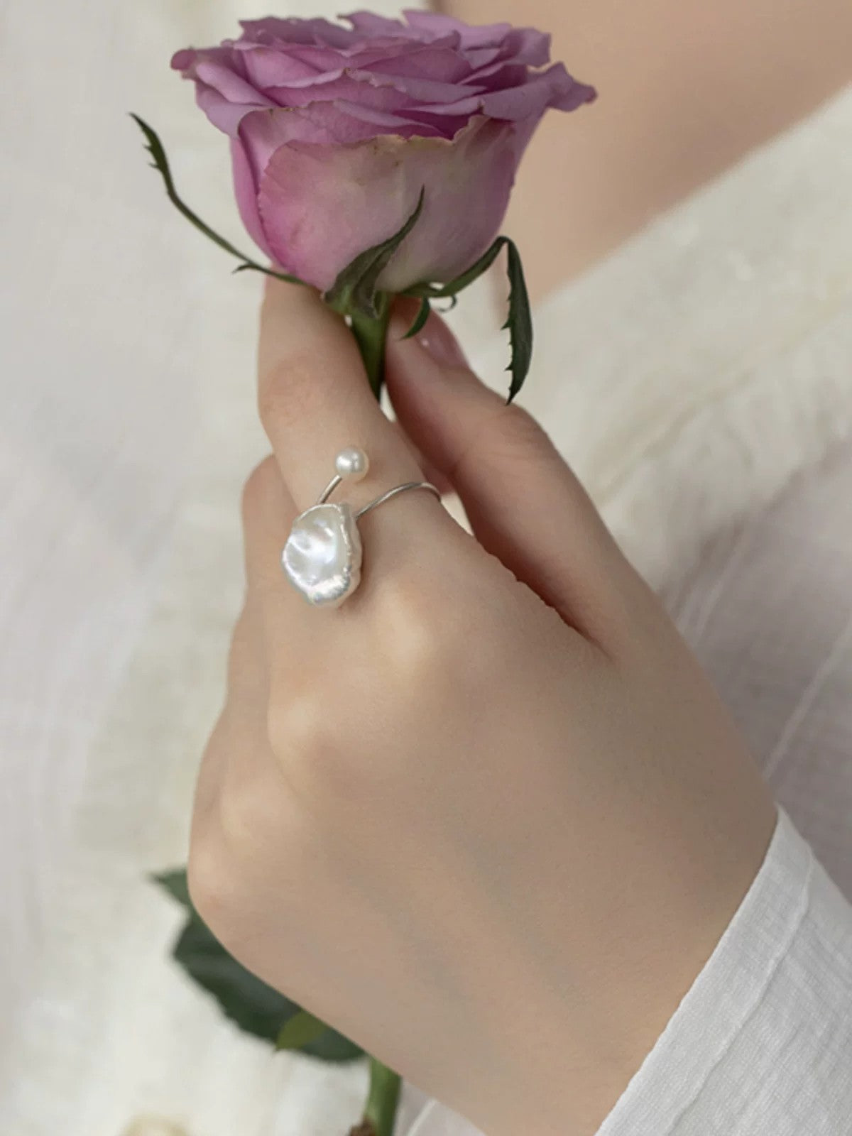 Freshwater baroque petal lotus leaf pearl ring