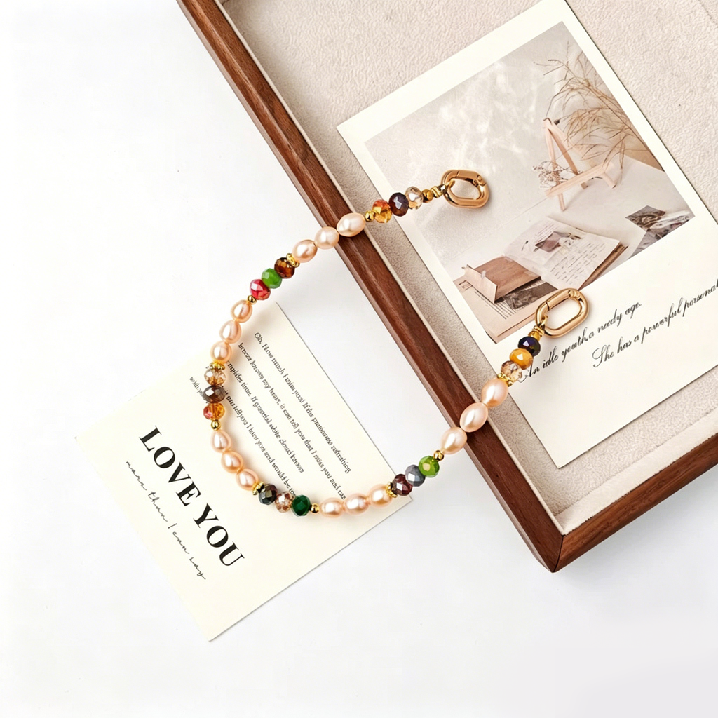 Natural freshwater pearl phone chain - New Hair