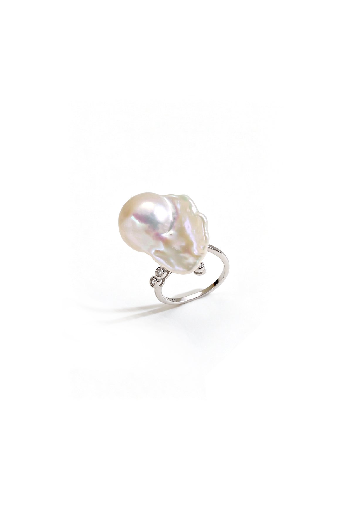 Natural Baroque Pearl Ring